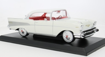 31477W Chevrolet Bel Air 1957 Coupe white 1:18